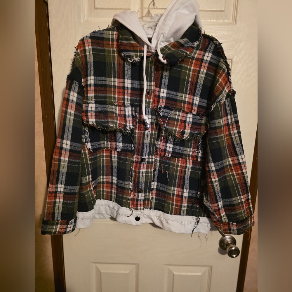 POL HOODED JACKET